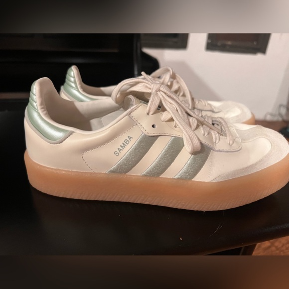 Adidas Samba Women's Sneakers - White and Silver - Picture 1 of 6